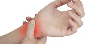 чому болять суглоби пальців рук